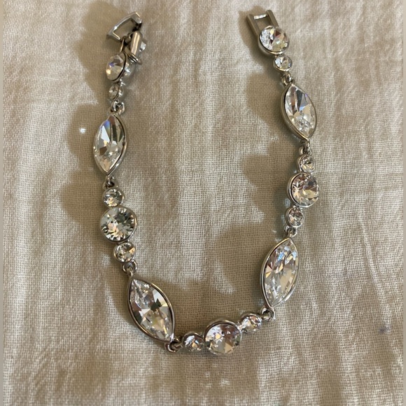 Givenchy Clear Crystals‎ Tennis Design Jeweled Bracelet - Picture 1 of 10